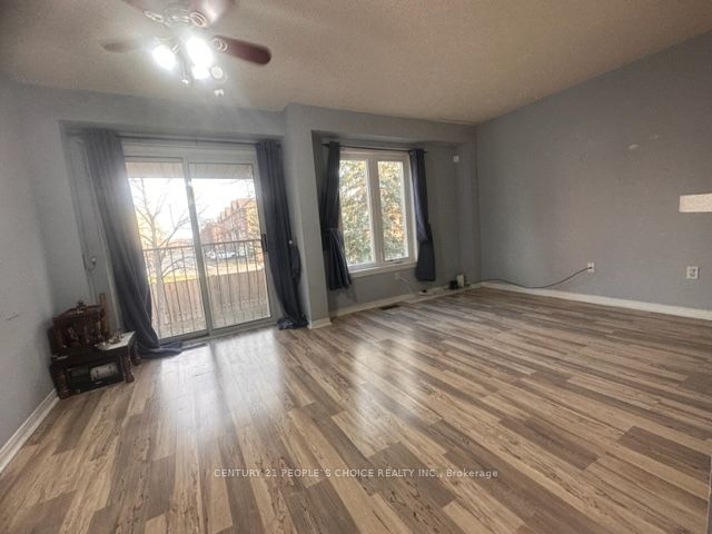 833 Scollard Court 165, Mississauga, ON L5B 2B4 photo 4