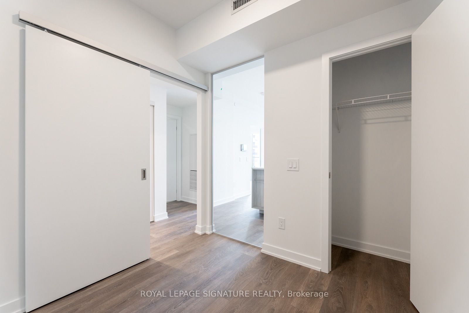 28 Ann Street 518, Mississauga, ON L5G 3G1 photo 5