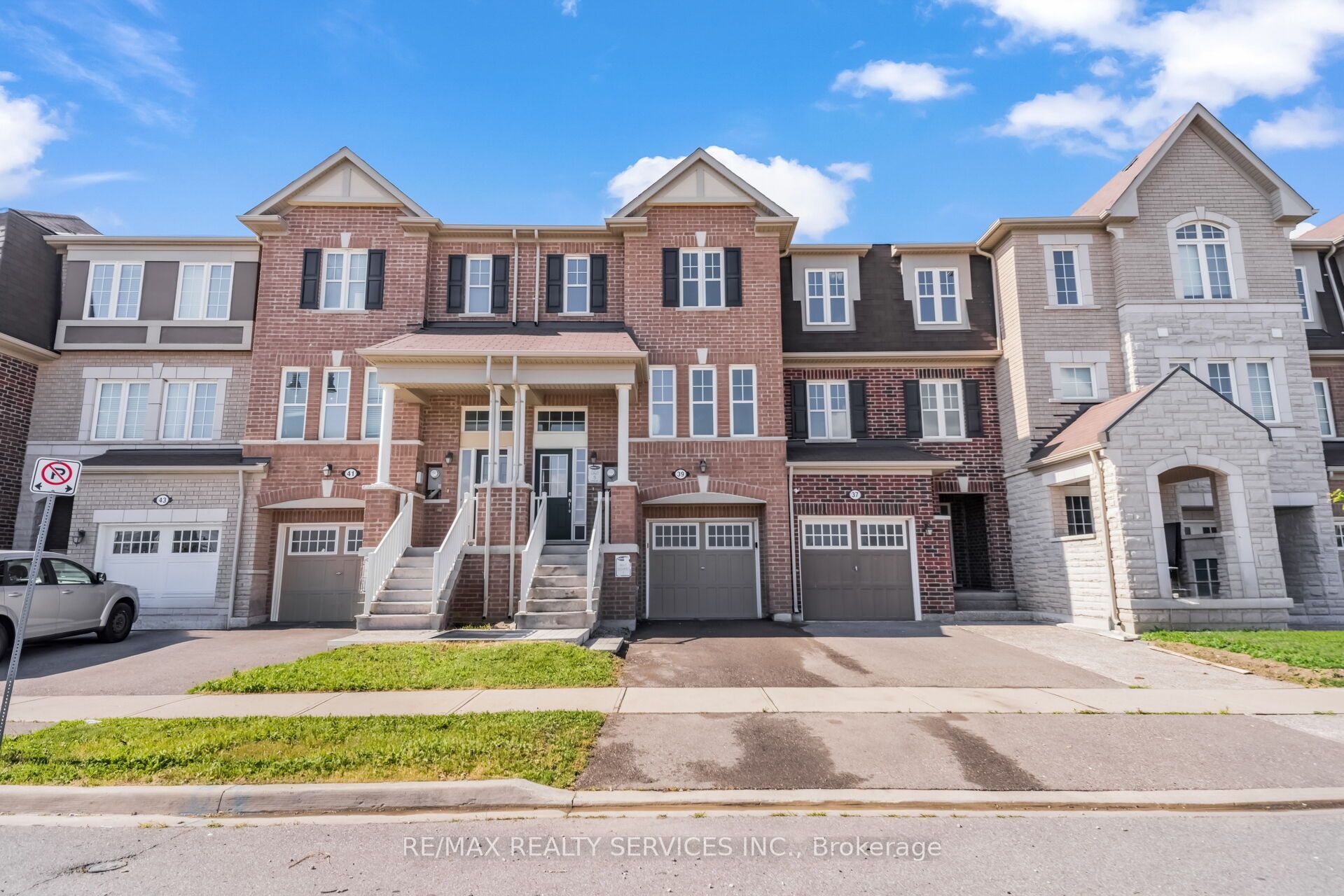 39 Baycliffe Crescent Upper, Brampton, ON L7A 0S5
