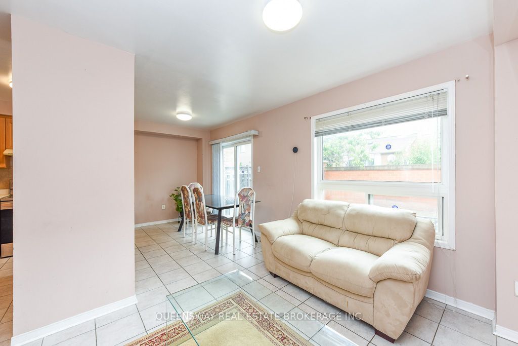 46 Thunderbird Trail, Brampton, ON L6R 2T3 photo 5