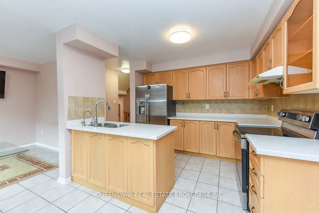 46 Thunderbird Trail, Brampton, ON L6R 2T3 photo 5