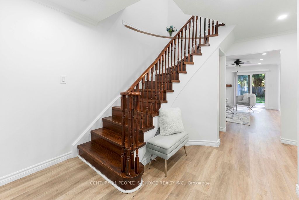 4053 Trapper Crescent, Mississauga, ON L5L 3A7 photo 4
