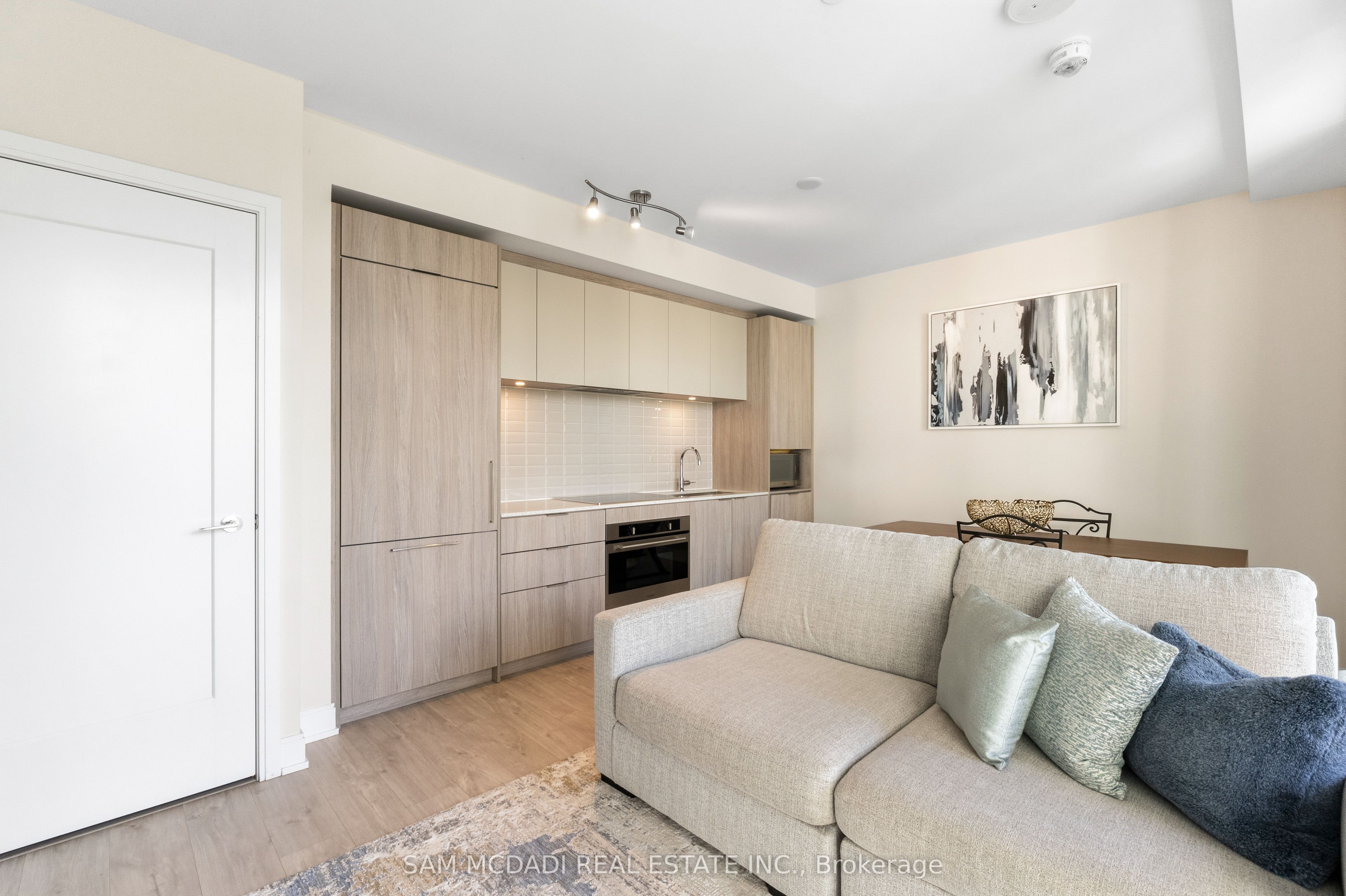 70 Annie Craig Drive 414, Toronto, ON M8V 0G2 photo 4
