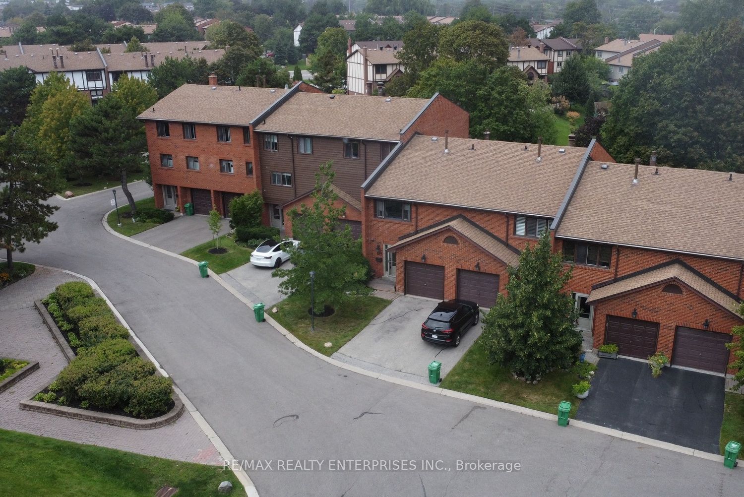 4165 Fieldgate Drive 102, Mississauga, ON L4W 2M9 photo 3