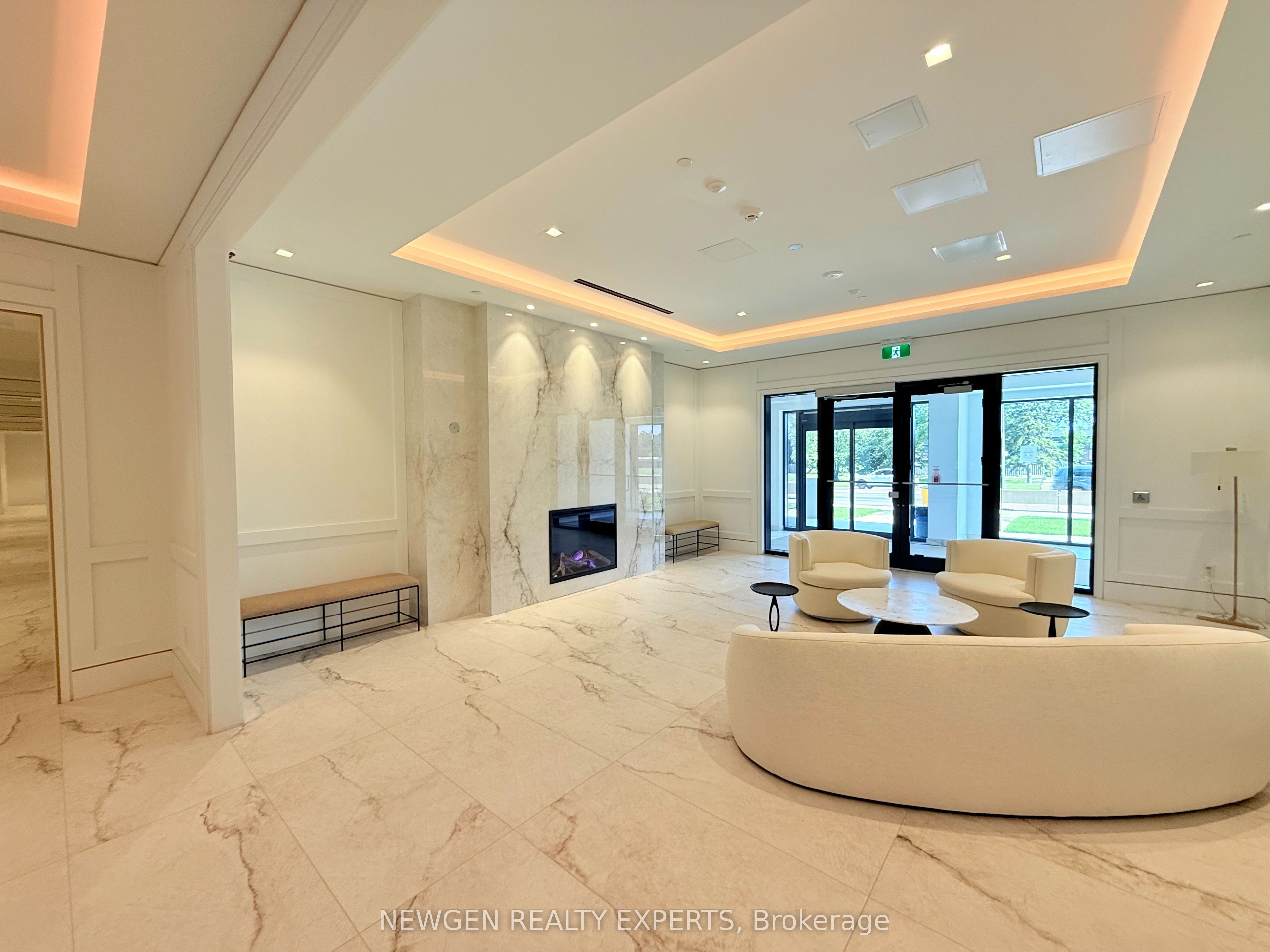 4010 Eglinton Avenue W 1516, Toronto, ON M9A 0G5 photo 4