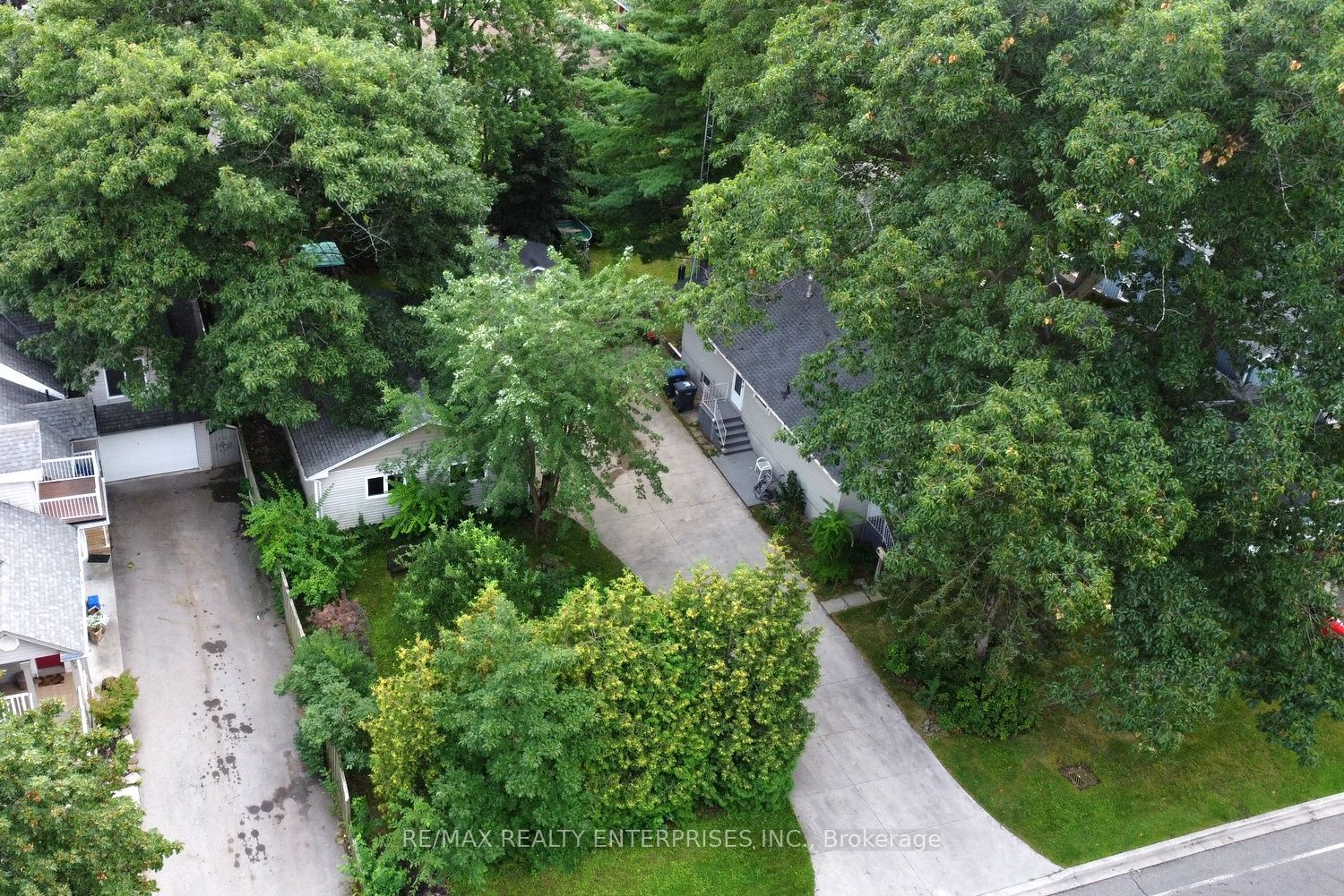 120 Eaglewood Boulevard, Mississauga, ON L5G 1V7 photo 4
