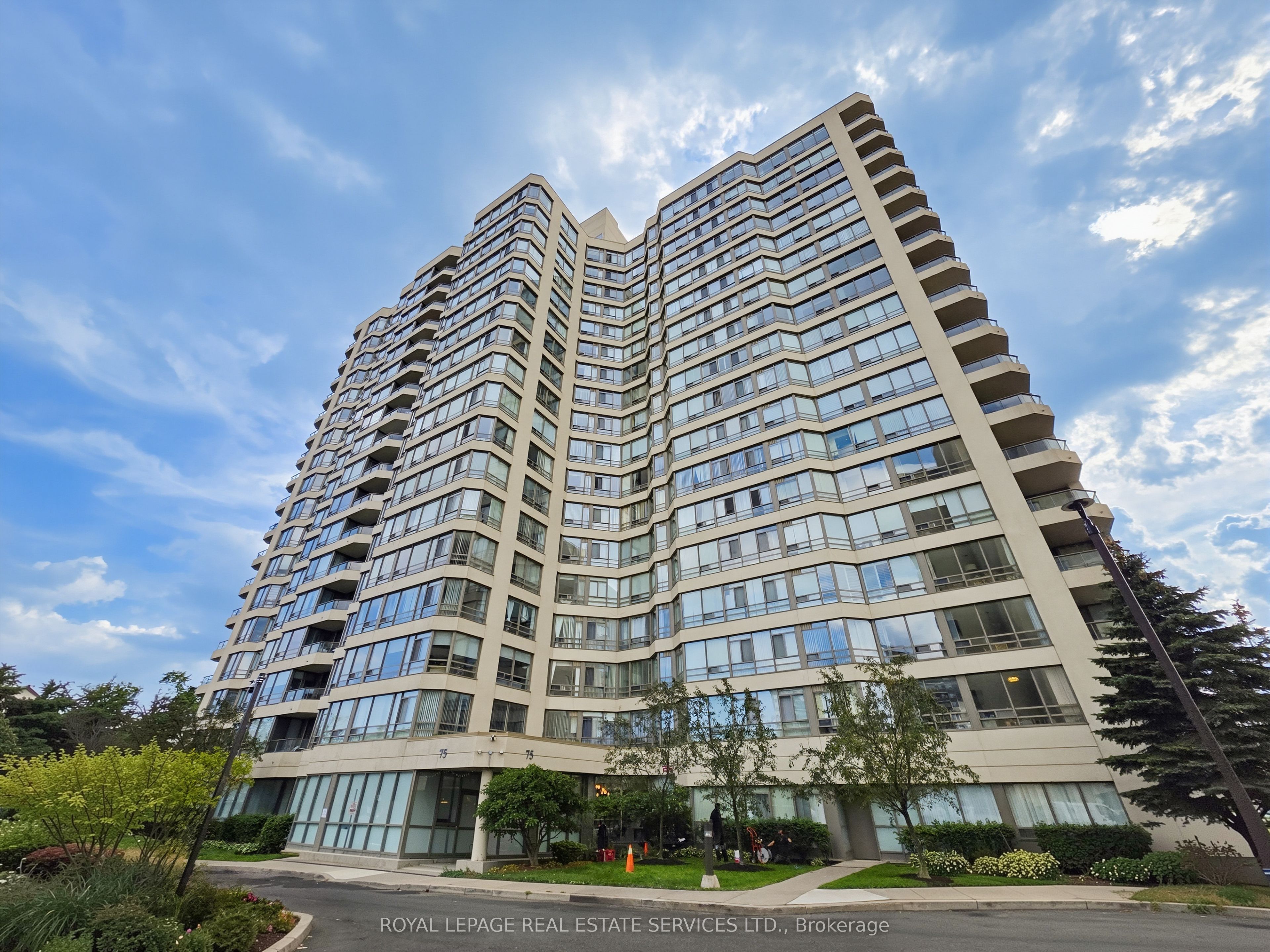 75 King Street E 1212, Mississauga, ON L5A 4G5