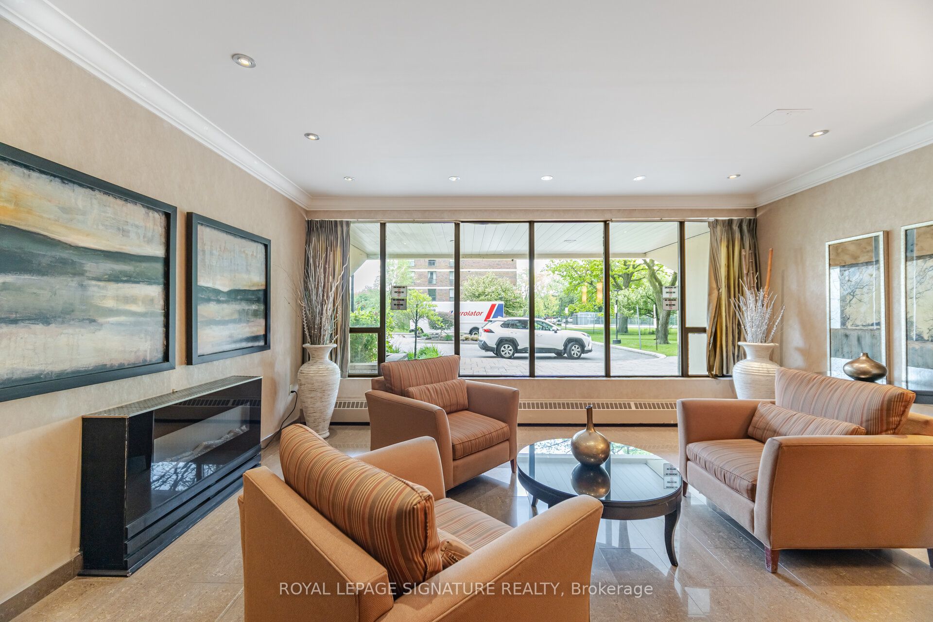 3170 Kirwin Avenue 1003, Mississauga, ON L5A 3R1 photo 3