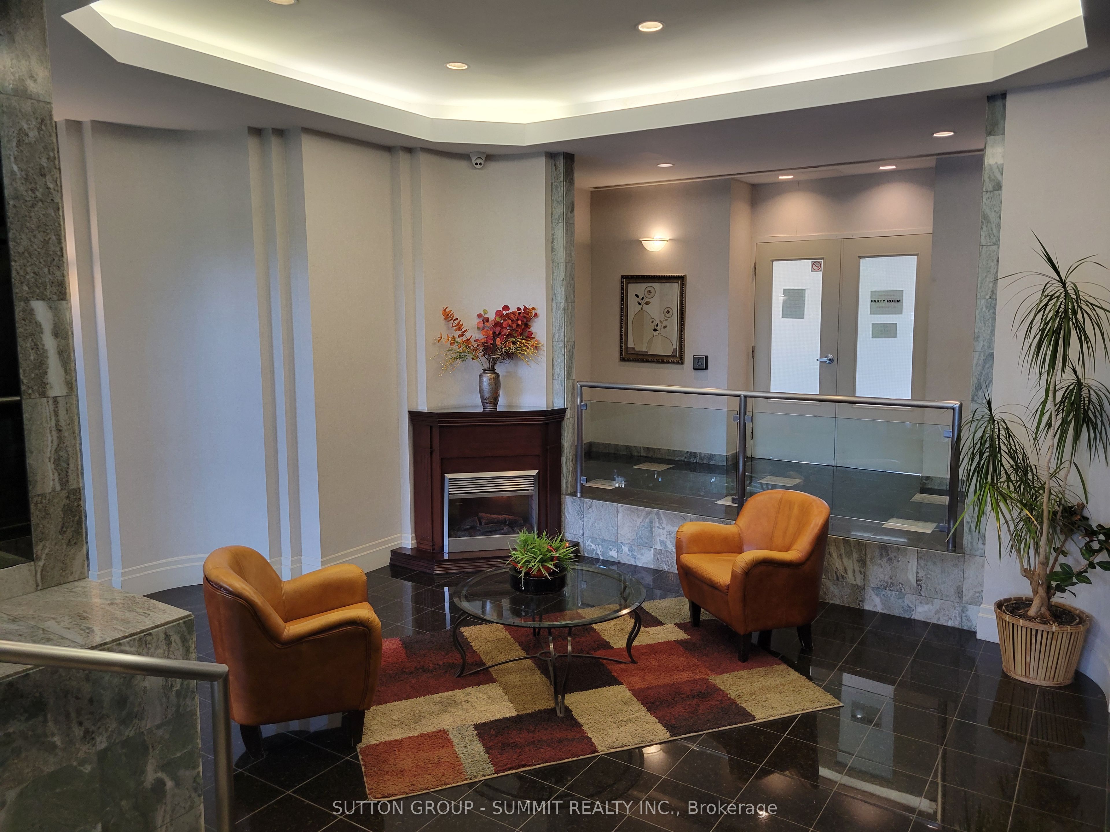 4470 Tucana Court 307, Mississauga, ON L5R 3K8 photo 3