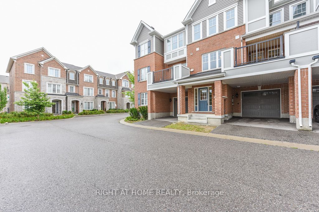 1222 Rose Way 63, Milton, ON L9E 1P2 photo 2
