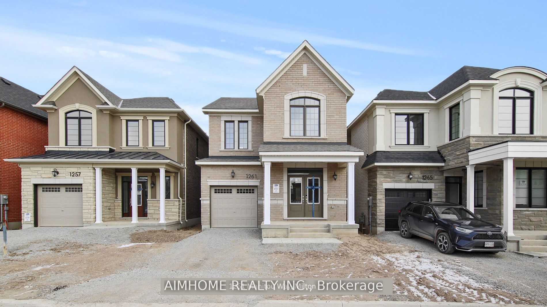 1261 Manitou Way, Milton, ON L9E 2A7