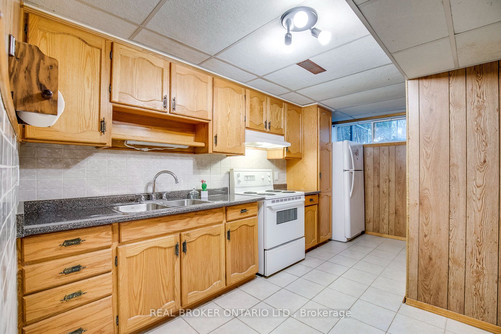 43 HAMMOND Road BSMT, Mississauga, ON L5M 2A1 photo 4