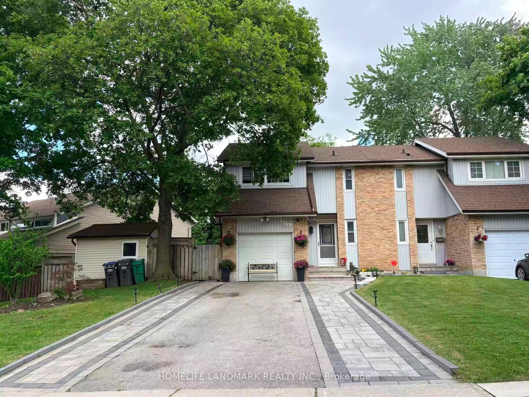 4269 Gayling Gardens, Mississauga, ON L5L 1Z8 photo 2