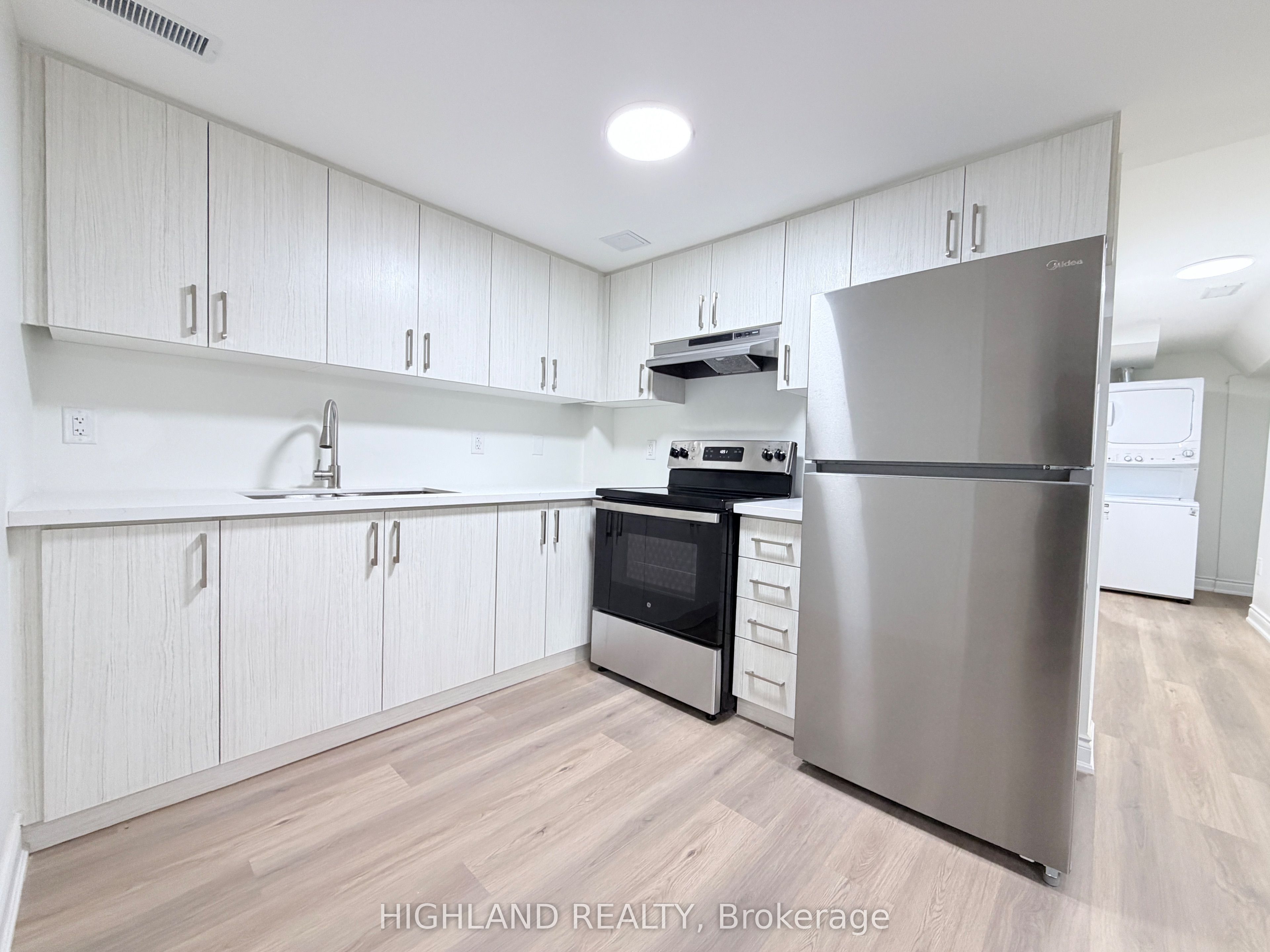 5713 Sparkwell Drive Bsmt, Mississauga, ON L5R 3N8 photo 5