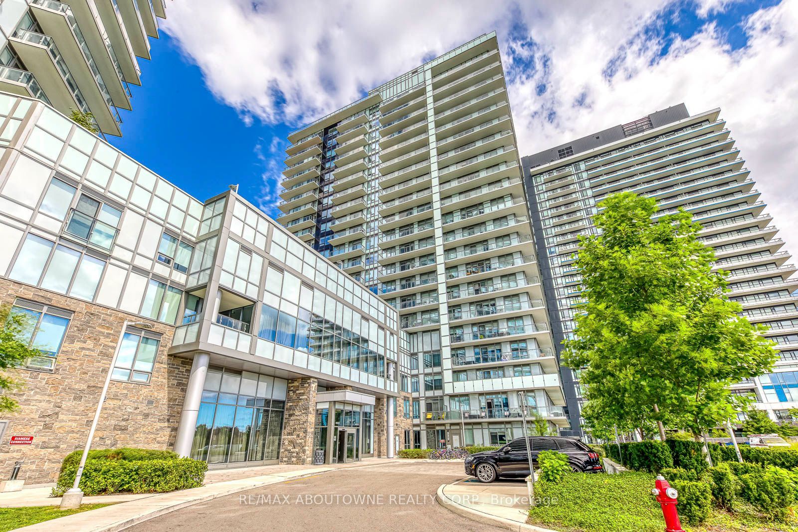 4675 Metcalfe Avenue 1709, Mississauga, ON L5M 0Z8 photo 3