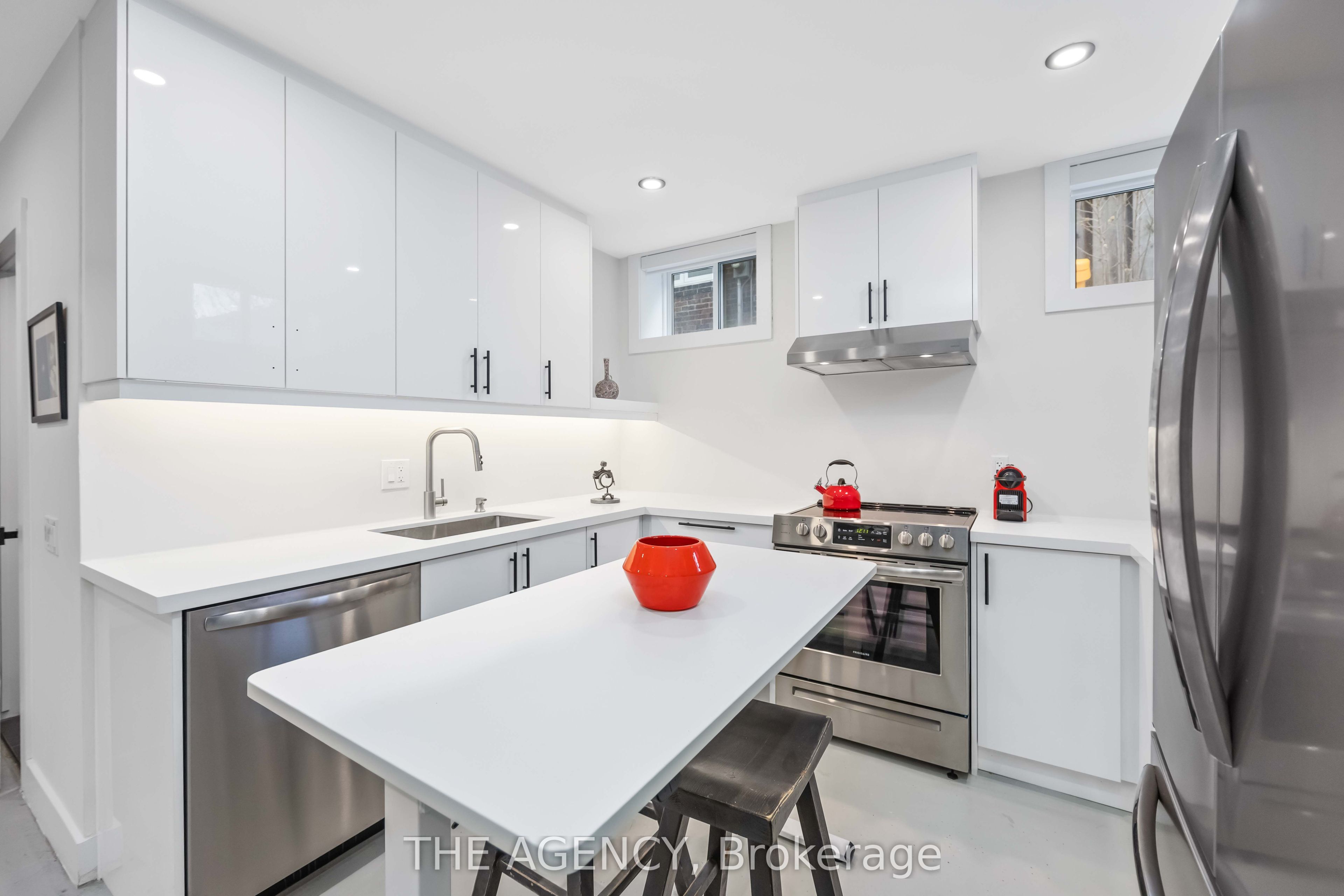2508 Lakeshore Boulevard D, Toronto, ON M8V 1E1 photo 5