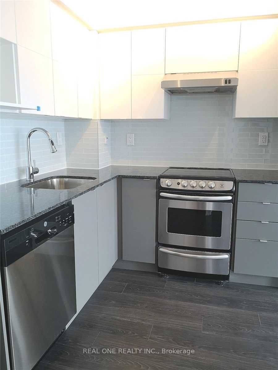 160 Flemington Road 1009, Toronto, ON M6A 1N6 photo 2