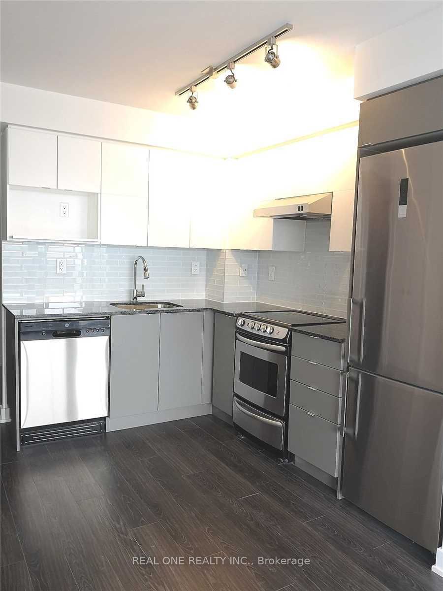 160 Flemington Road 1009, Toronto, ON M6A 1N6 photo 3
