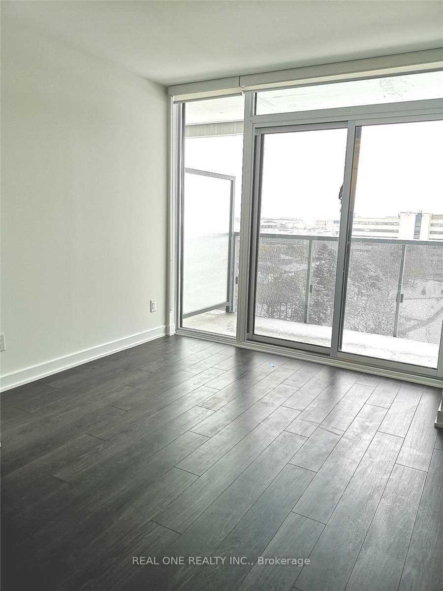 160 Flemington Road 1009, Toronto, ON M6A 1N6 photo 4
