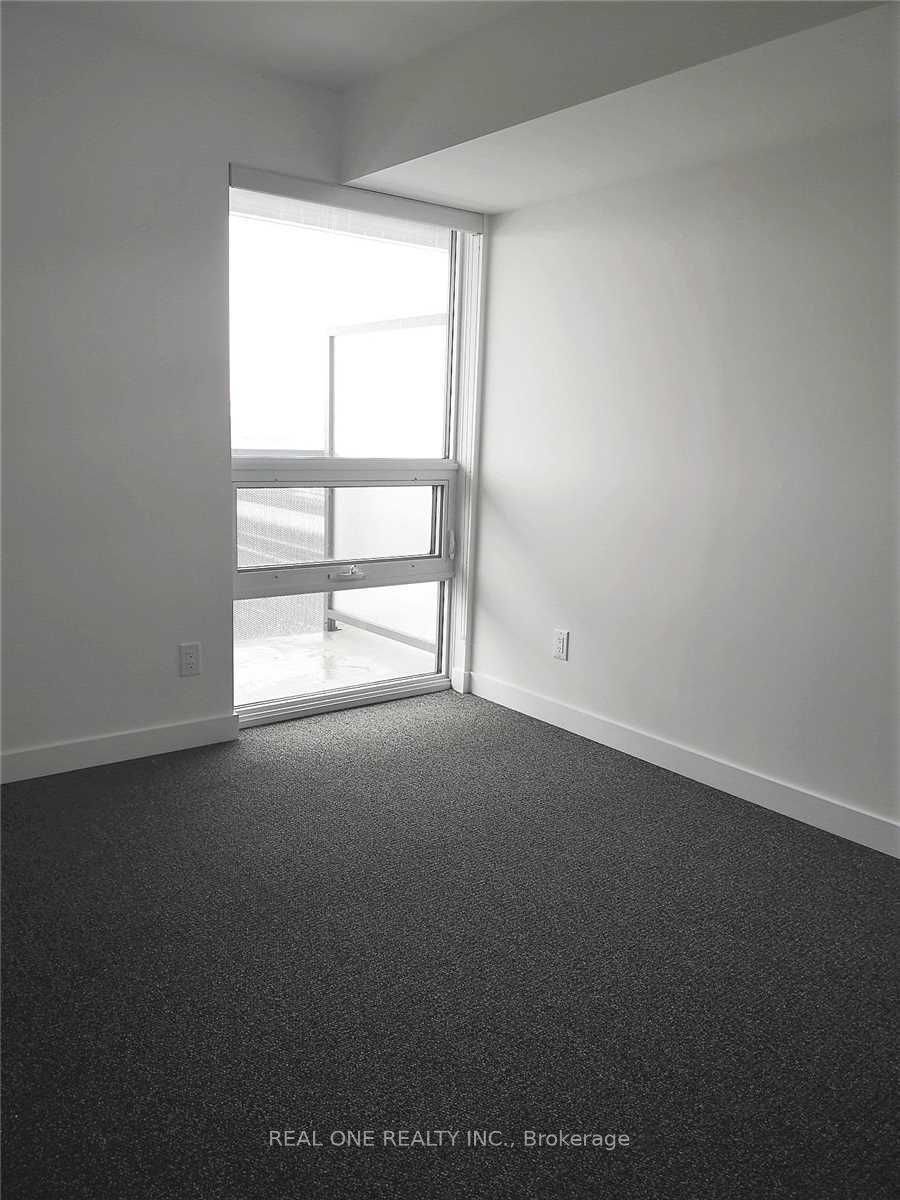 160 Flemington Road 1009, Toronto, ON M6A 1N6 photo 5