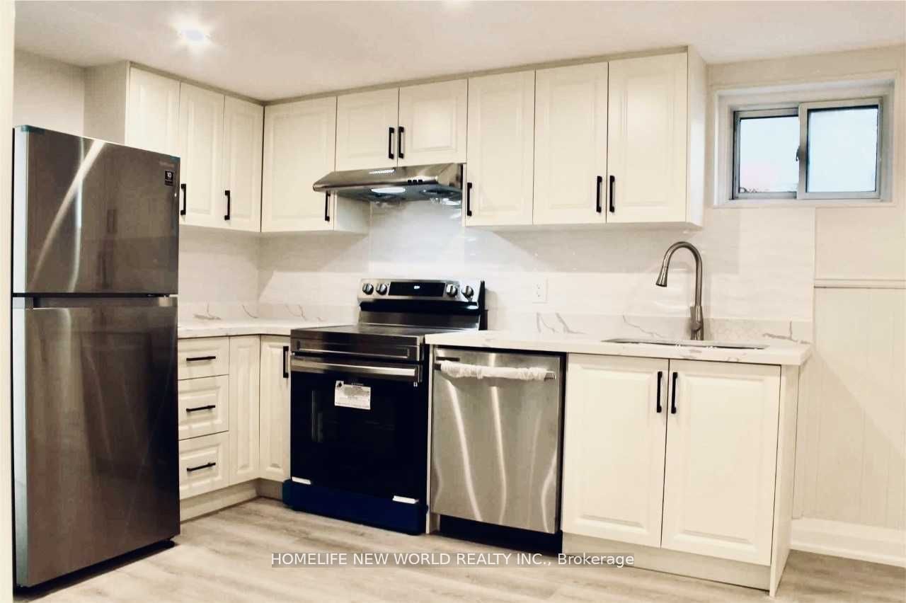 43 Blaketon Road Lower, Toronto, ON M9B 4W4 photo 3