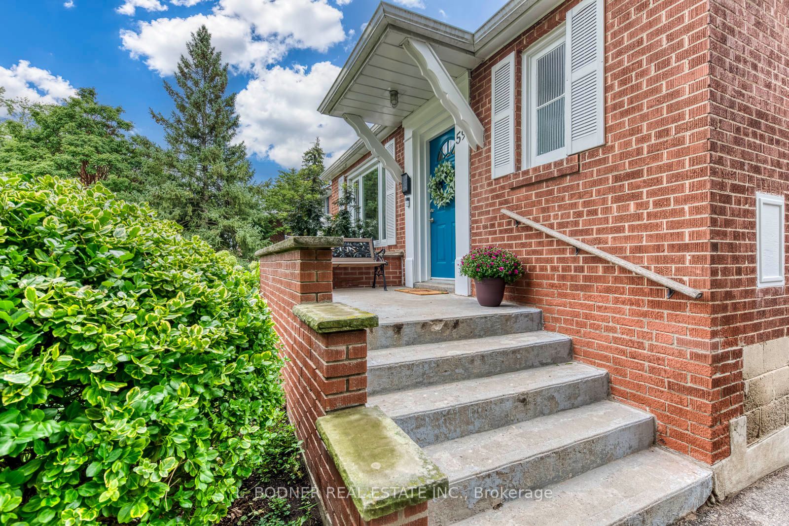 59 Queens Drive, Toronto, ON M9N 2H5 photo 3