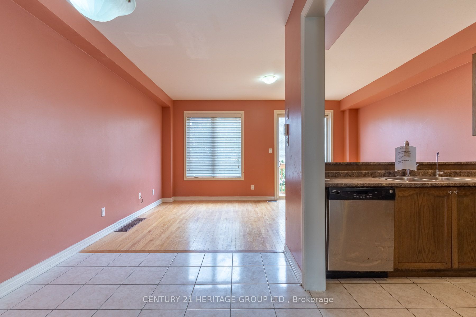 11 Pendulum Circle, Brampton, ON L6R 3N5 photo 3