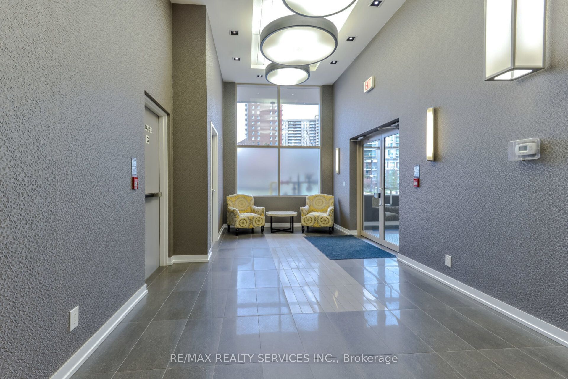5101 Dundas Street W 901, Toronto, ON M9A 5G8 photo 3