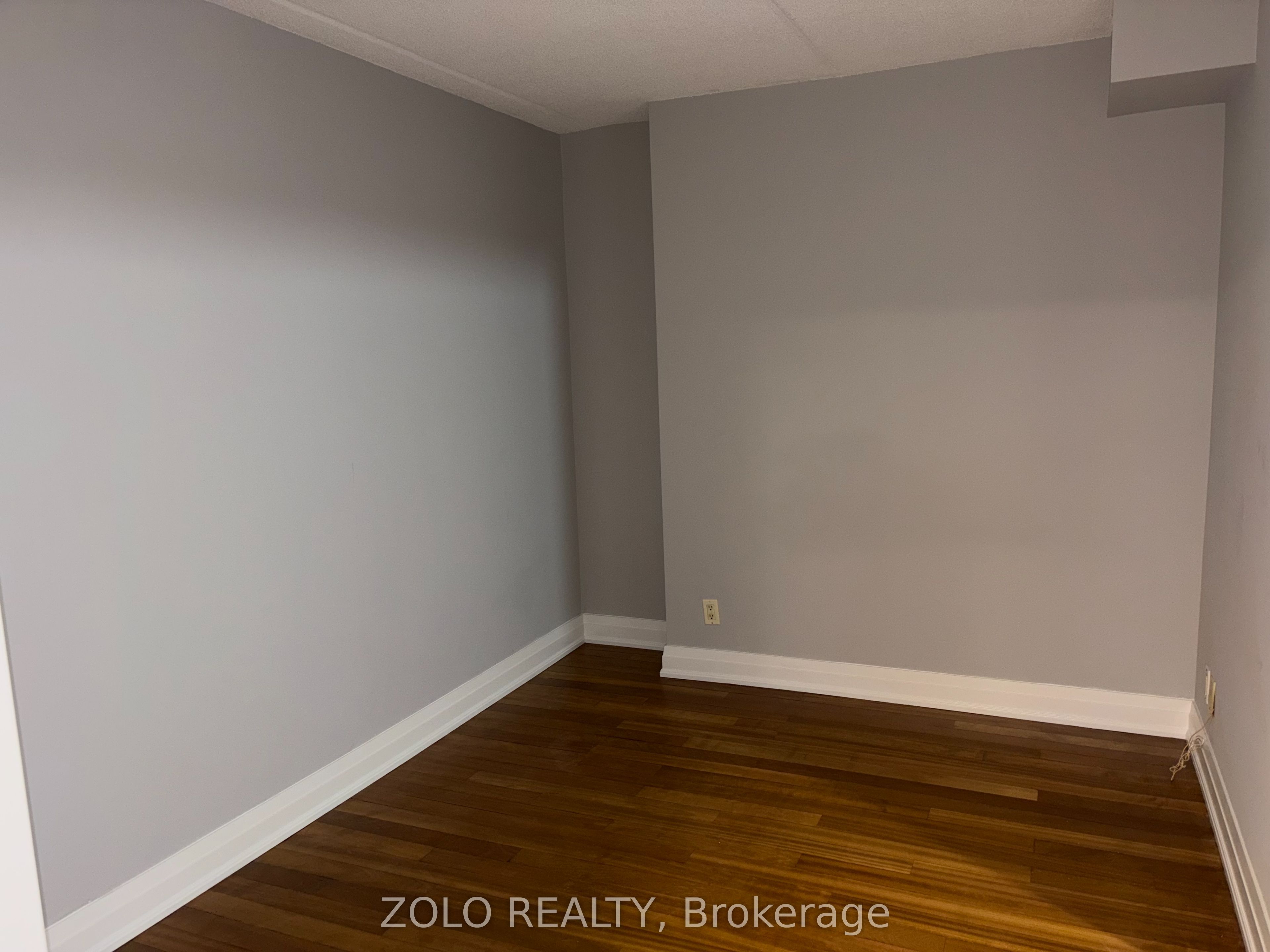 2737 Keele Street 407, Toronto, ON M3M 2E9 photo 4