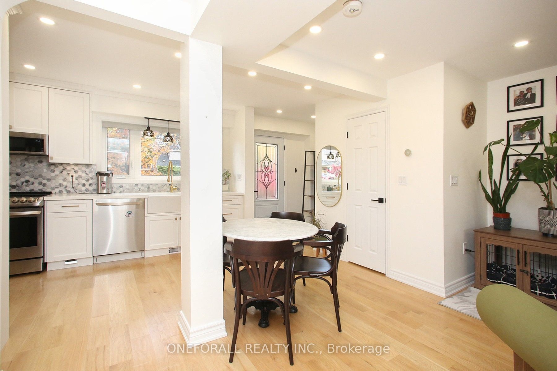 10 Esmond Crescent Main Floor & 2nd floor, Toronto, ON M9W 3P8 photo 3