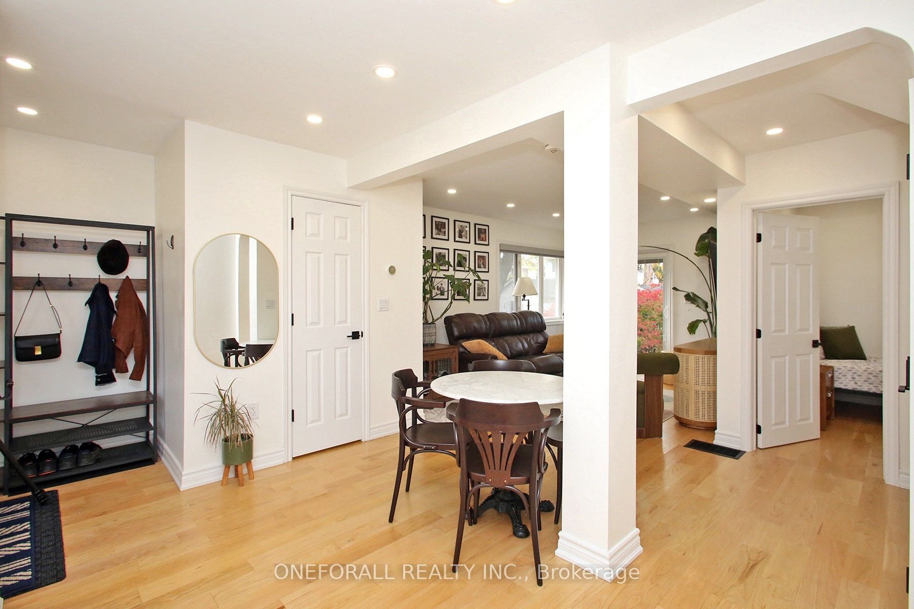 10 Esmond Crescent Main Floor & 2nd floor, Toronto, ON M9W 3P8 photo 5