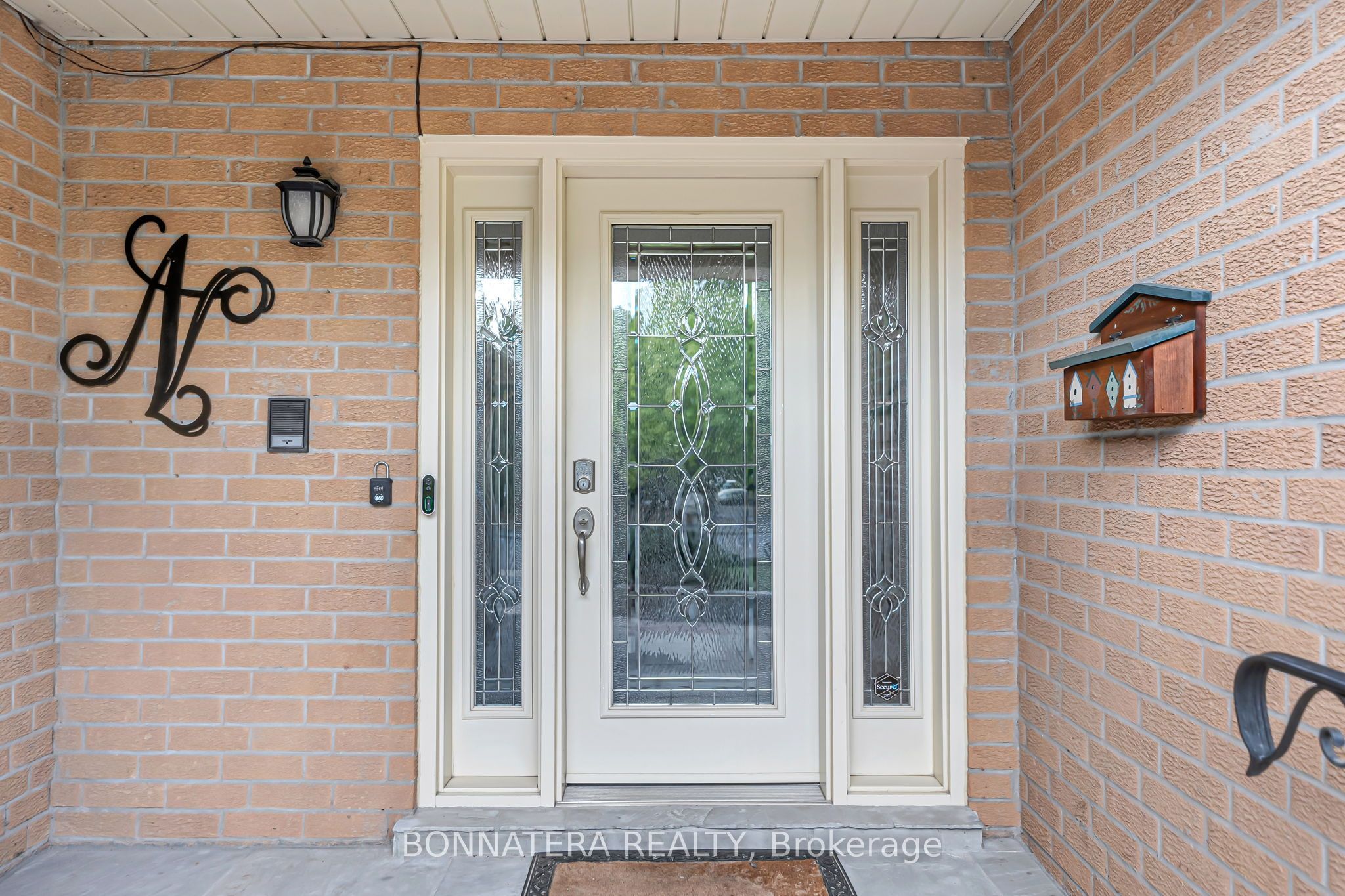 1409 Holly Court, Oakville, ON L6H 3H4 photo 5