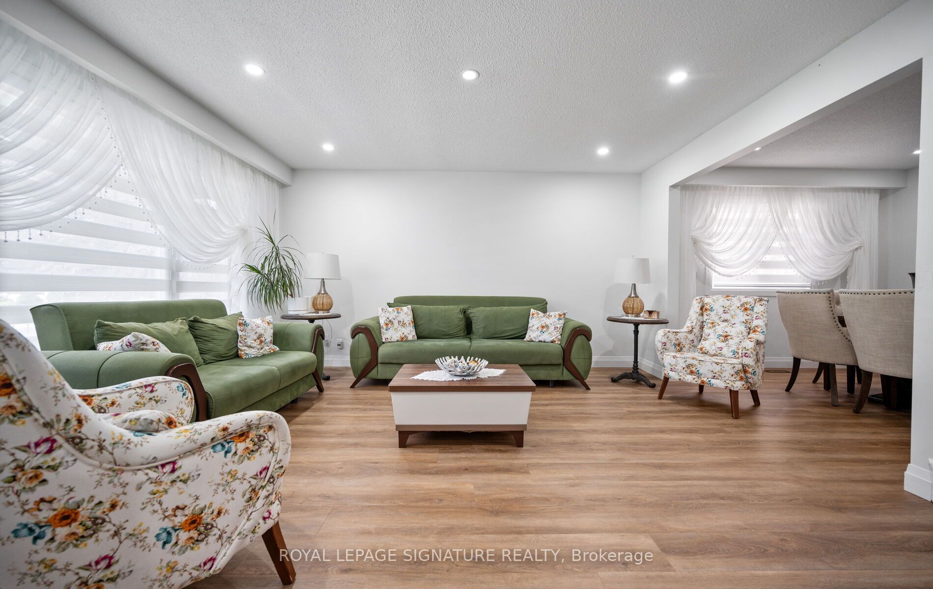 2221 Florian Road, Mississauga, ON L5A 3Y9 photo 4