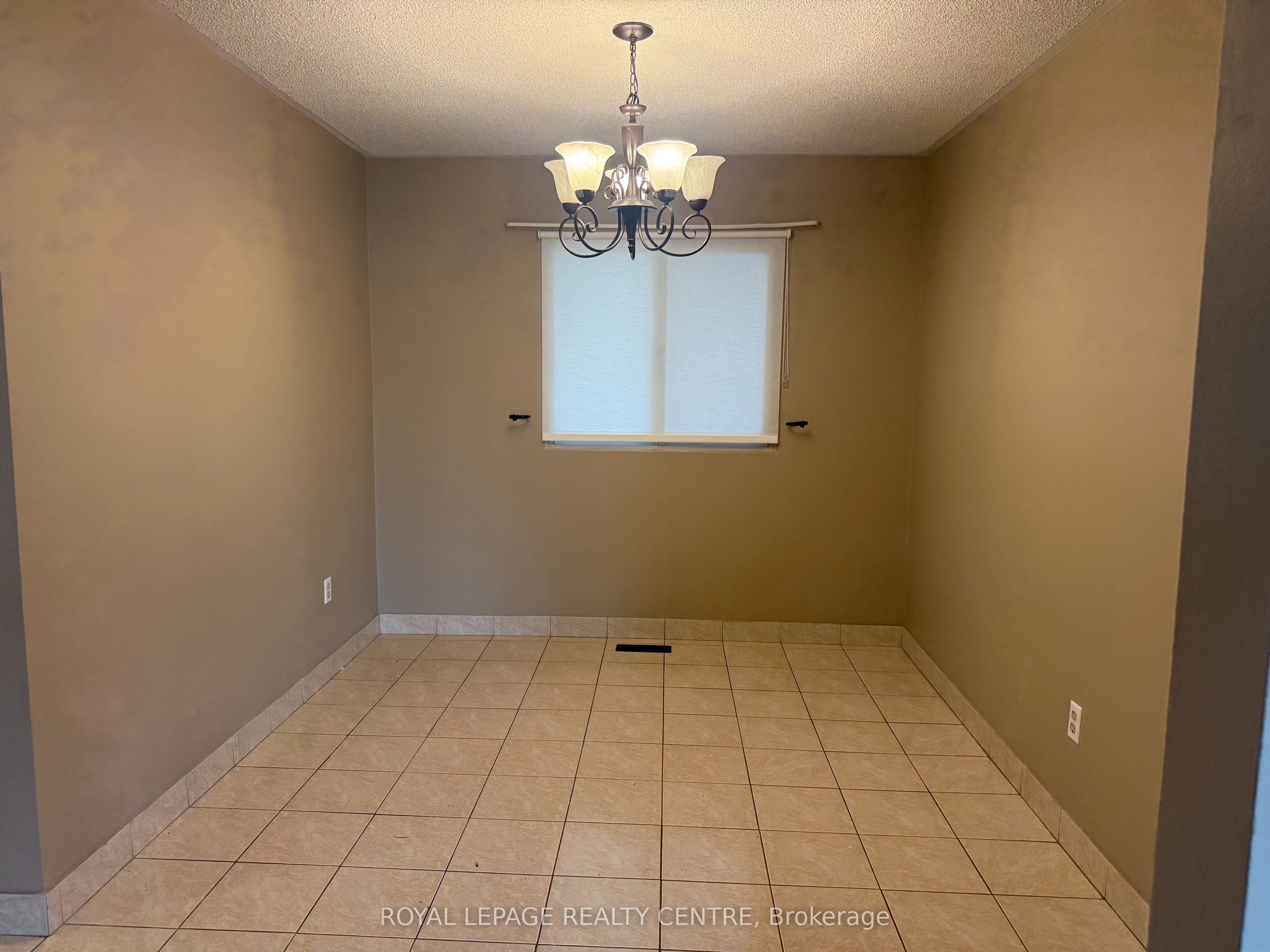 358 Derry Road West Road, Mississauga, ON L5M 2B5 photo 4