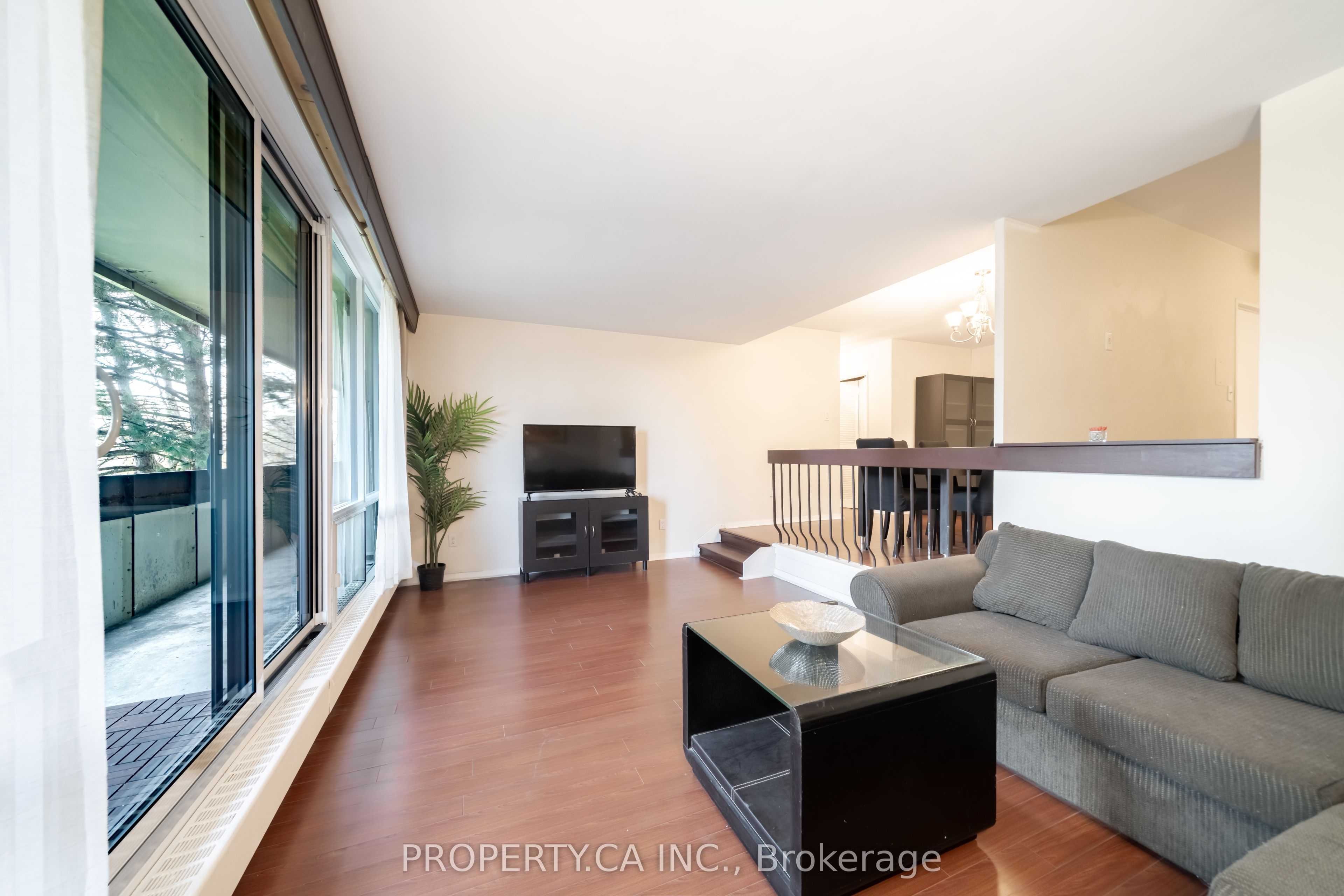 455 Sentinel Road 307, Toronto, ON M3J 2T6