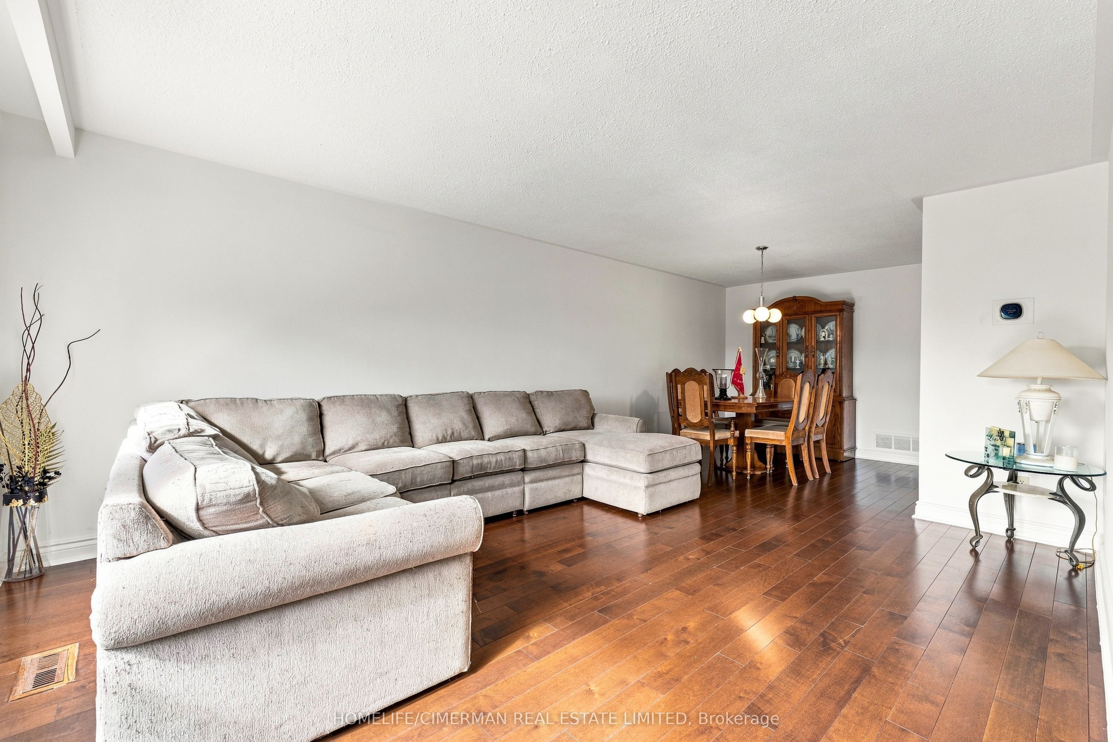 505 Appledore Crescent, Mississauga, ON L5B 2L5 photo 4