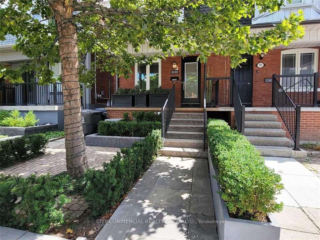 703 Dupont Street 3, Toronto, ON M6G 1Z5