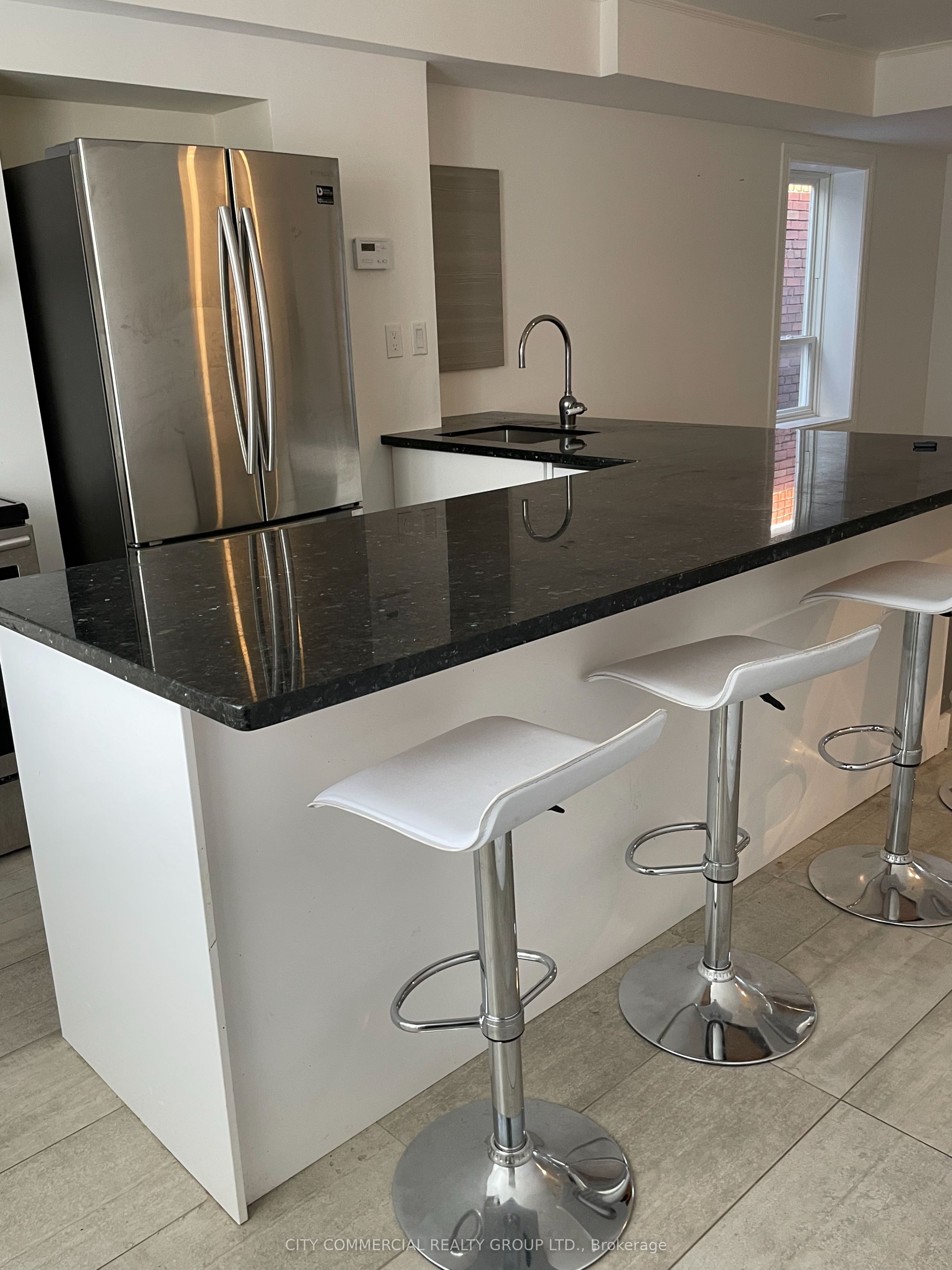 703 Dupont Street 3, Toronto, ON M6G 1Z5 photo 5