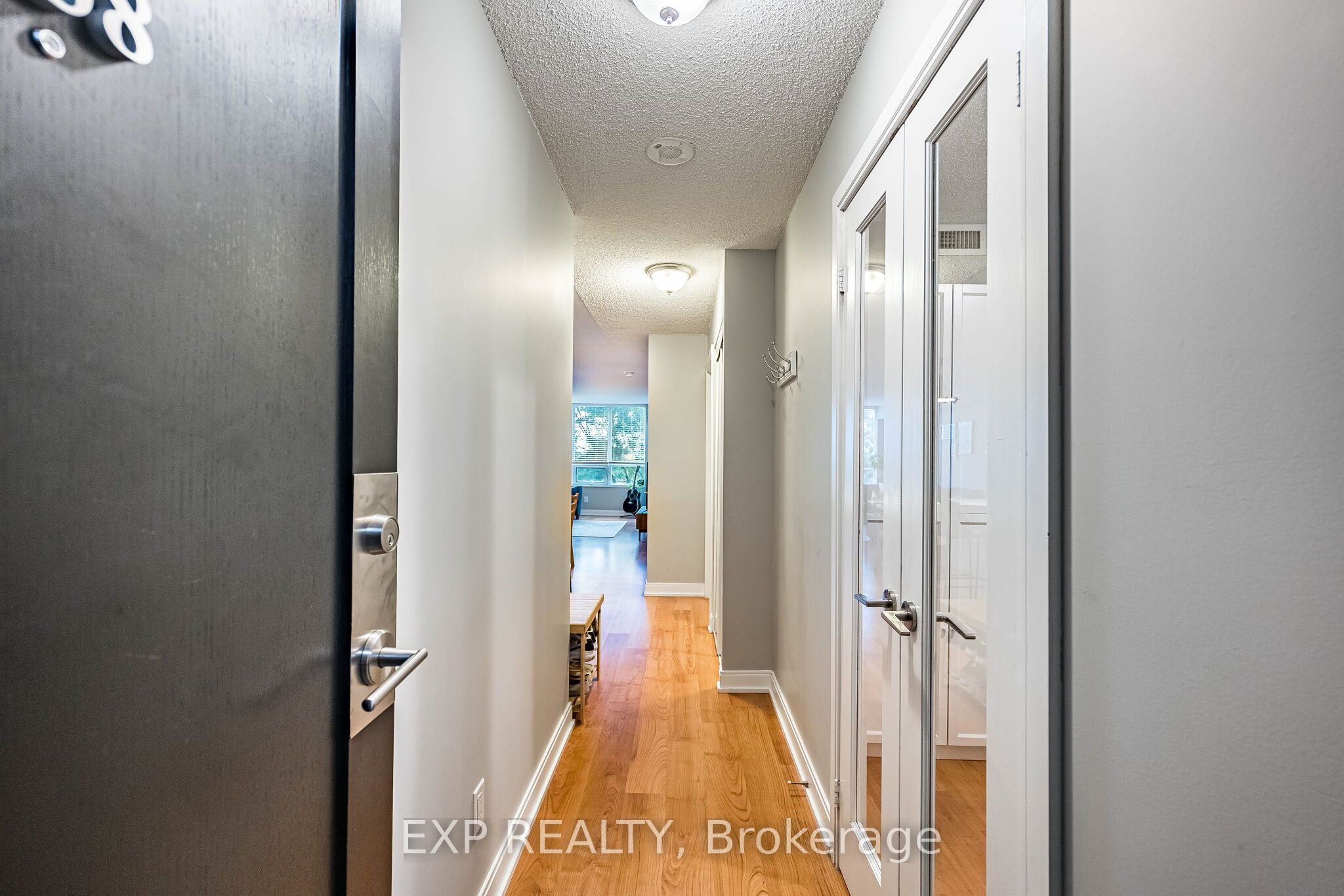 35 Viking Lane 238, Toronto, ON M9B 0A2 photo 5