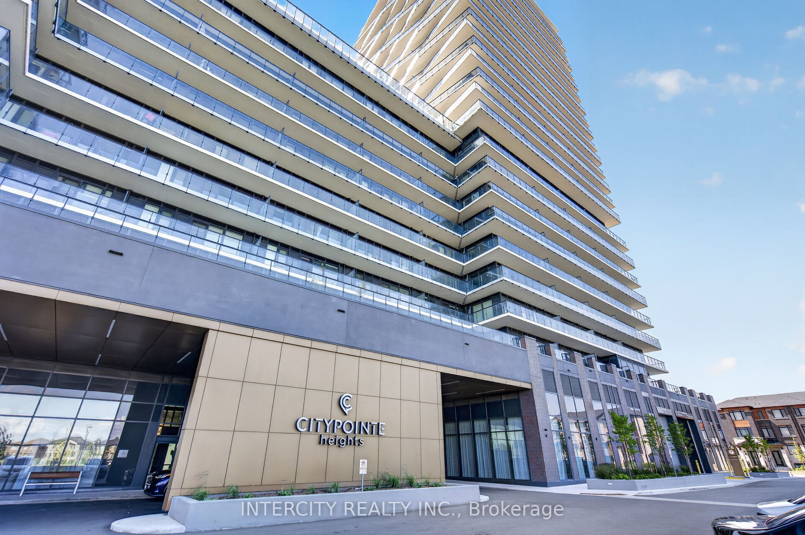 15 Skyridge Drive 421, Brampton, ON L6P 4S3 photo 4