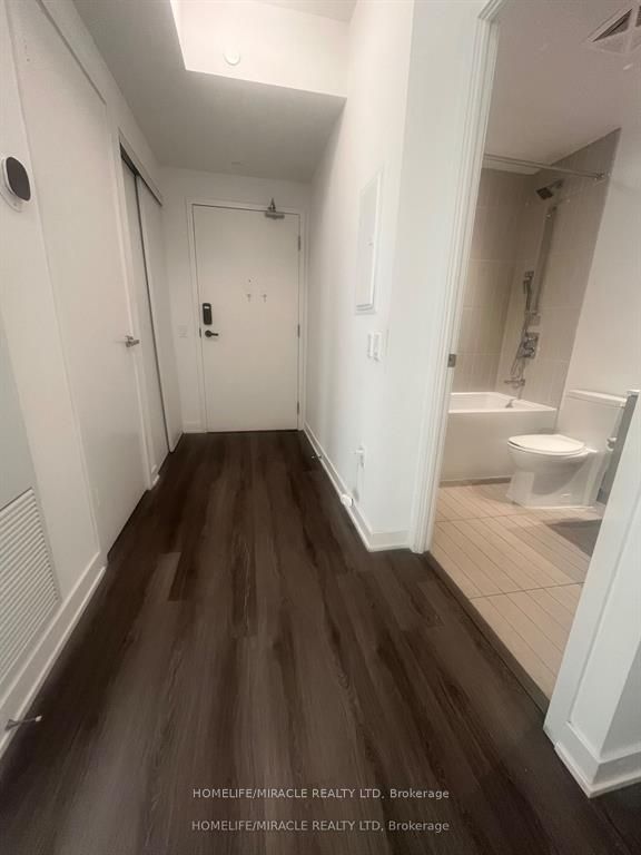 3883 Quartz Road 2812, Mississauga, ON L5B 0M4 photo 4