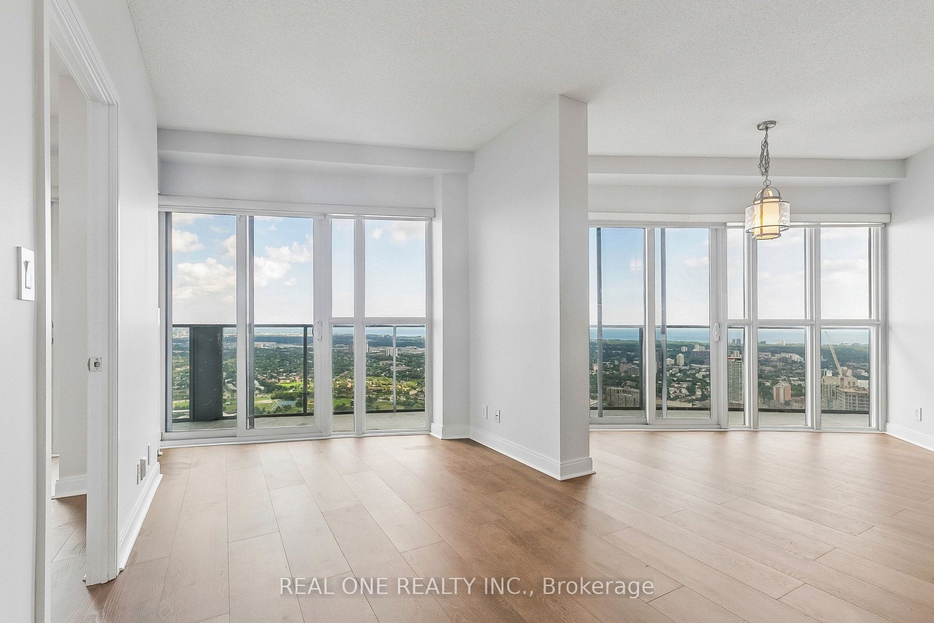 60 Absolute Avenue 5301, Mississauga, ON L4Z 0A9 photo 5