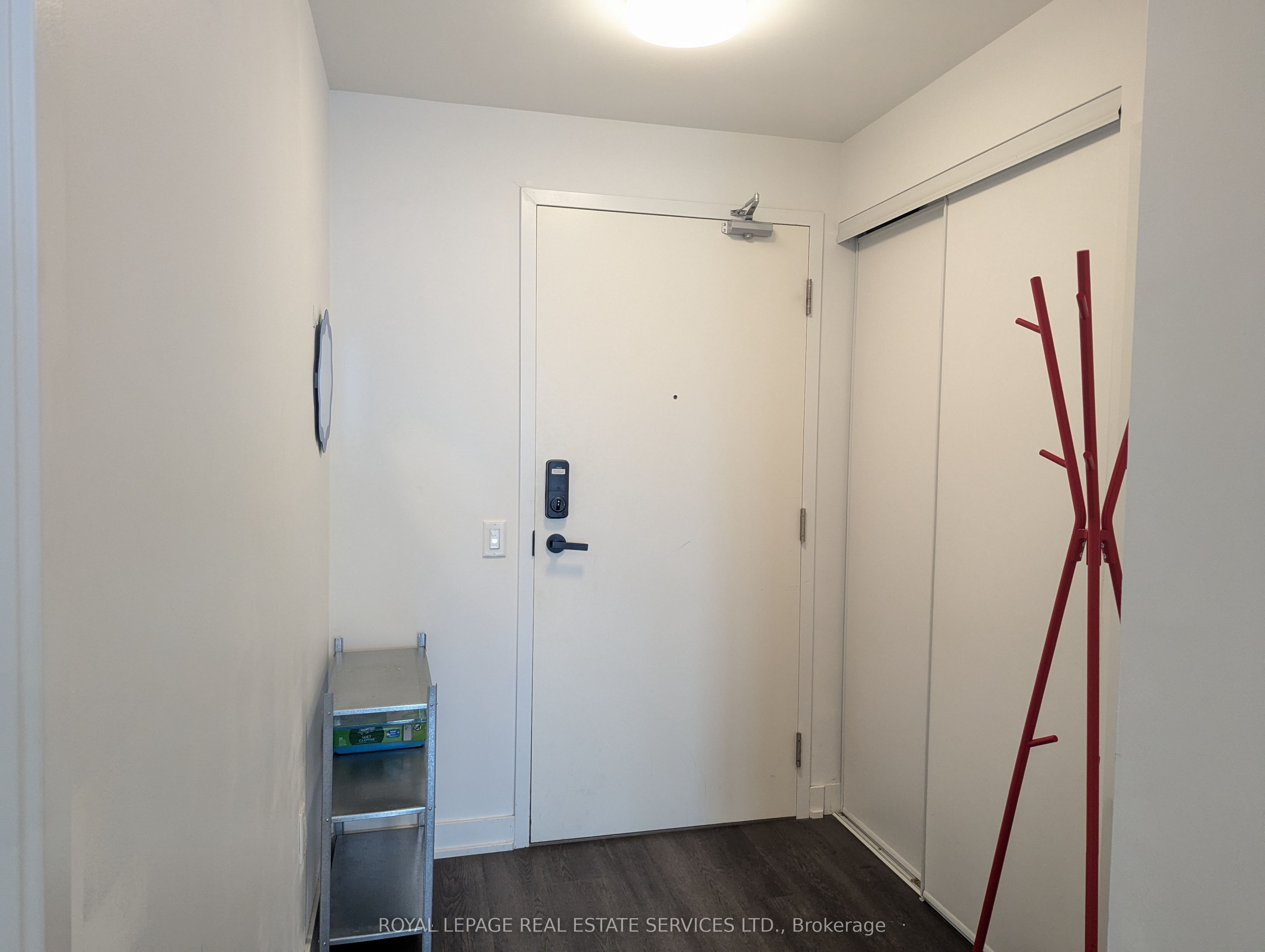 3900 Confederation Parkway 3212, Mississauga, ON L5B 0M3 photo 4