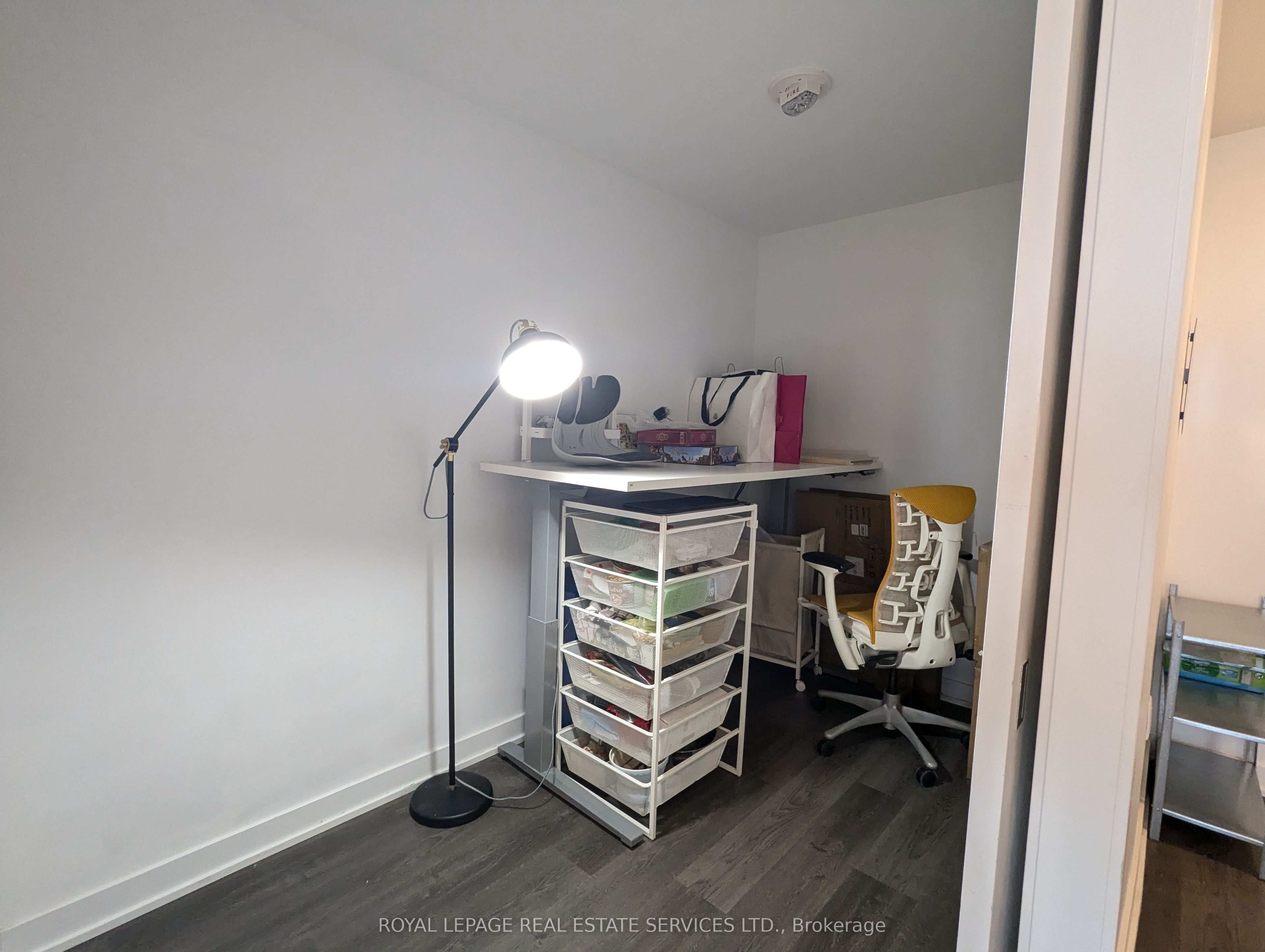 3900 Confederation Parkway 3212, Mississauga, ON L5B 0M3 photo 5