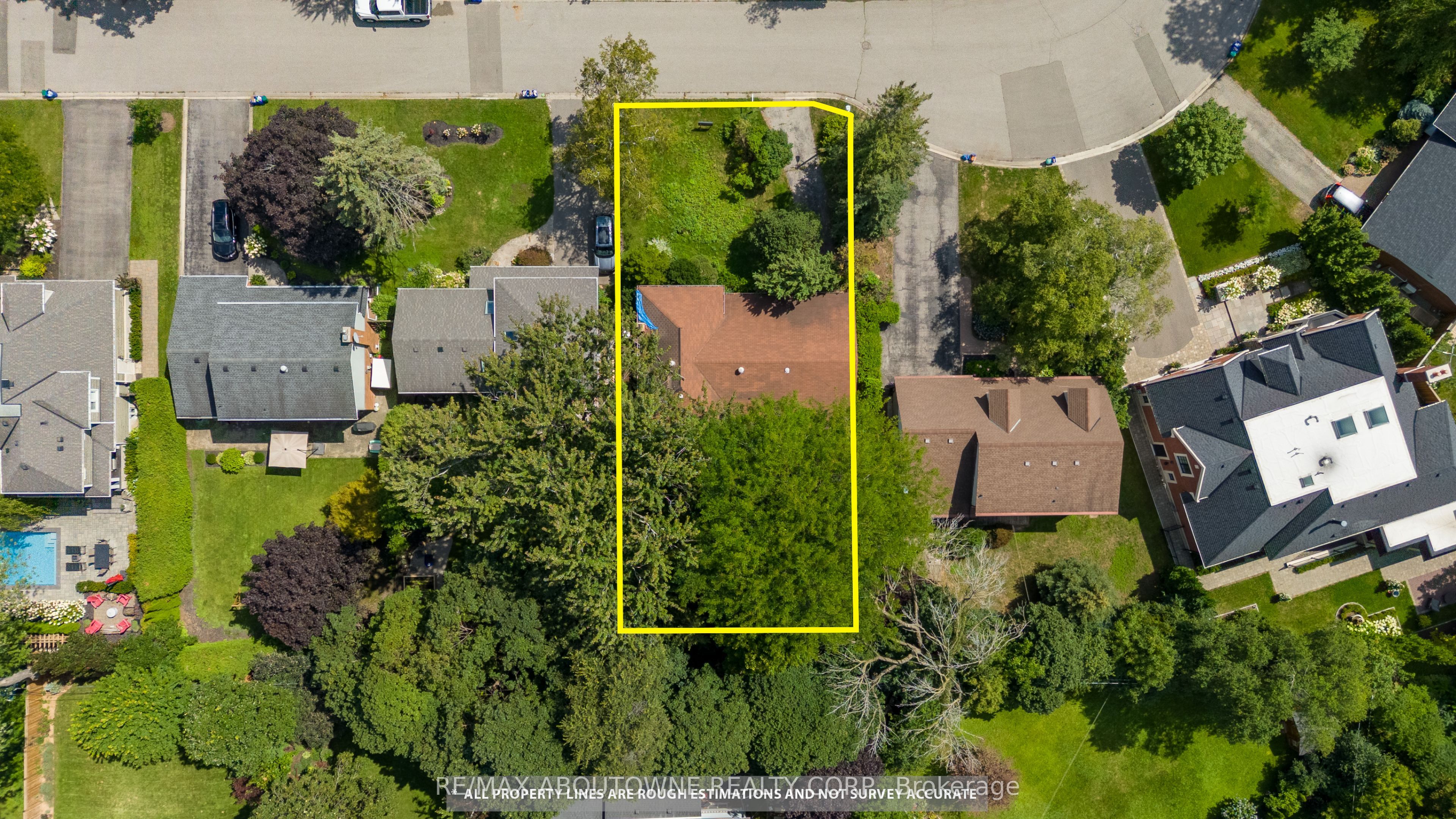 144 Ulster Drive, Oakville, ON L6L 3P2 photo 2