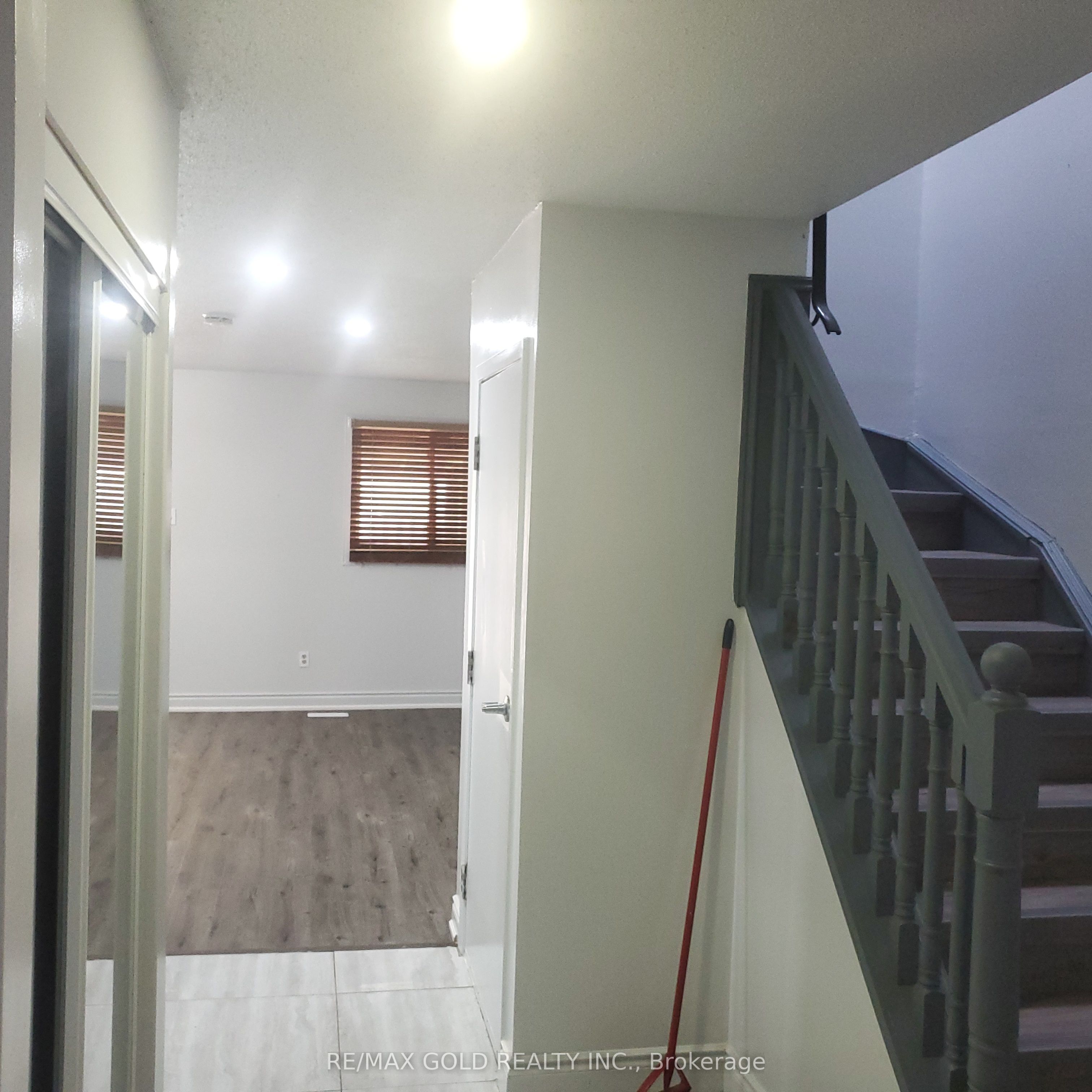 7 Auld Croft Road, Toronto, ON M9W 6E3 photo 2