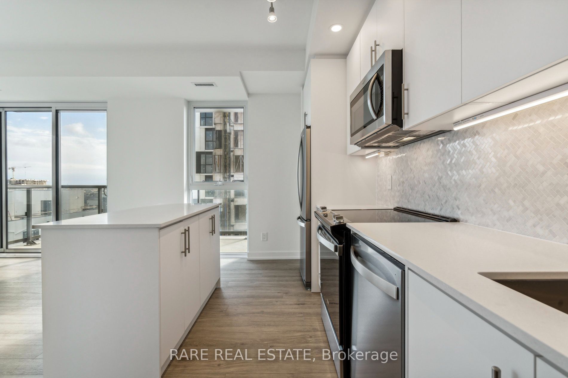 345 Wheat Boom Drive 603, Oakville, ON L6H 7X5 photo 4