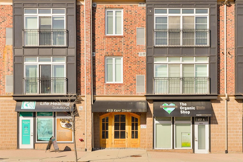 459 Kerr Street 105, Oakville, ON L6K 3C2 photo 2