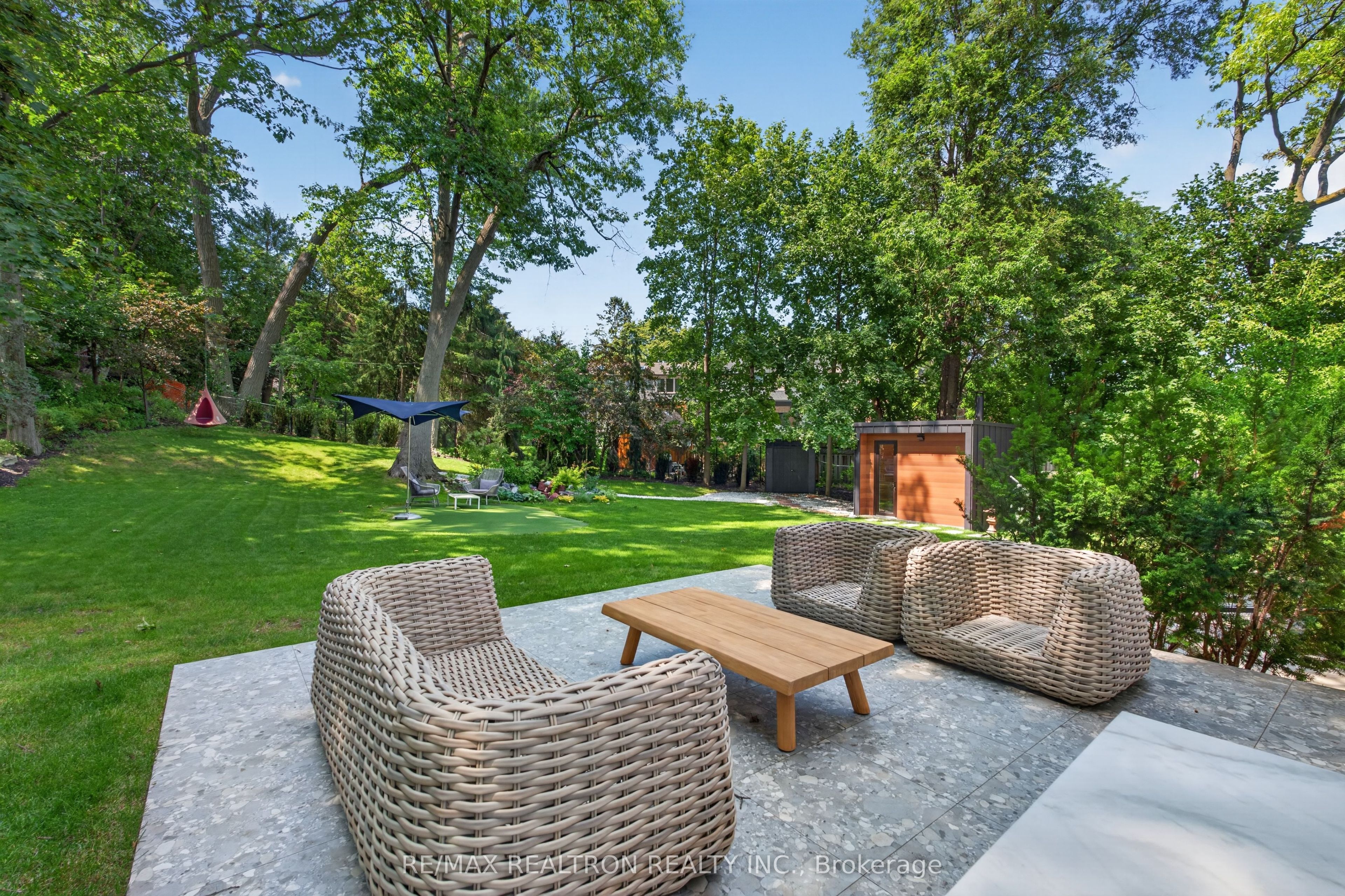 8 Breezewood Drive, Toronto, ON M8Y 2C1 photo 5