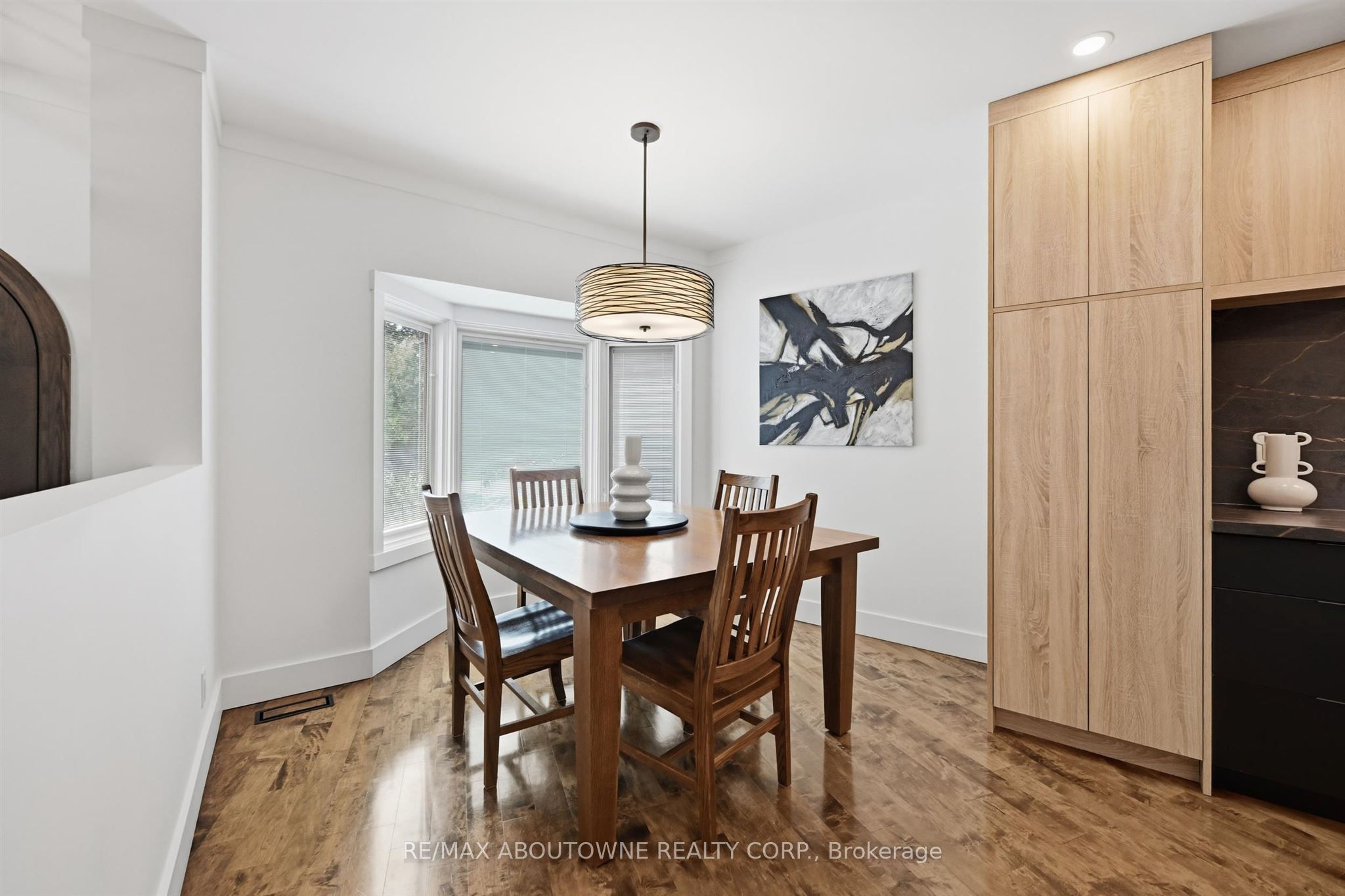 25 Southwind Terrace, Oakville, ON L6L 6K6 photo 5